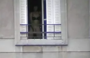 公鸡舔与陌生人 更深的色情