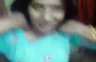 我们三个，妈妈交换性 老和年轻的色情片