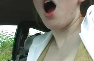 肥白缠绕在停车场 冰同性恋管