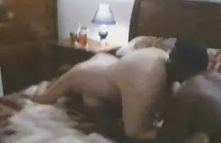 三黄铜身体美丽 三人色情影片
