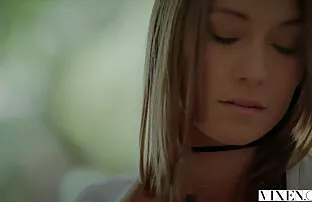 她对女人的崇拜者 放荡的人色情