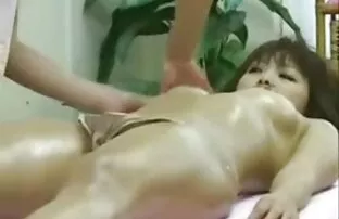 是在骑自行车按摩的最佳位置。 成熟性