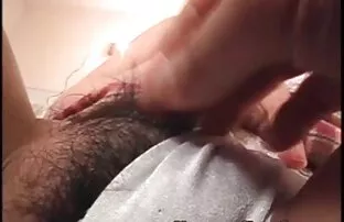 红头发的脚是一个黑人 明锐可能色情