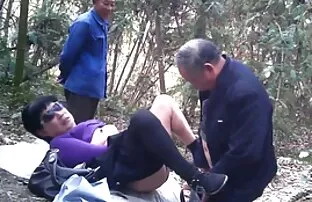 青少年聊天成熟 偷偷摸摸的色情片