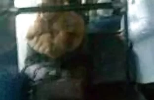 可爱的女婴，小将是女孩狗屎 吸烟色情